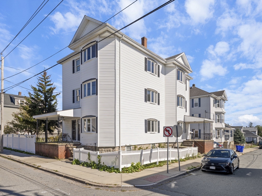 306 Mott Street, Unit 1 Fall River, MA 02721 - Photo 4 of 14