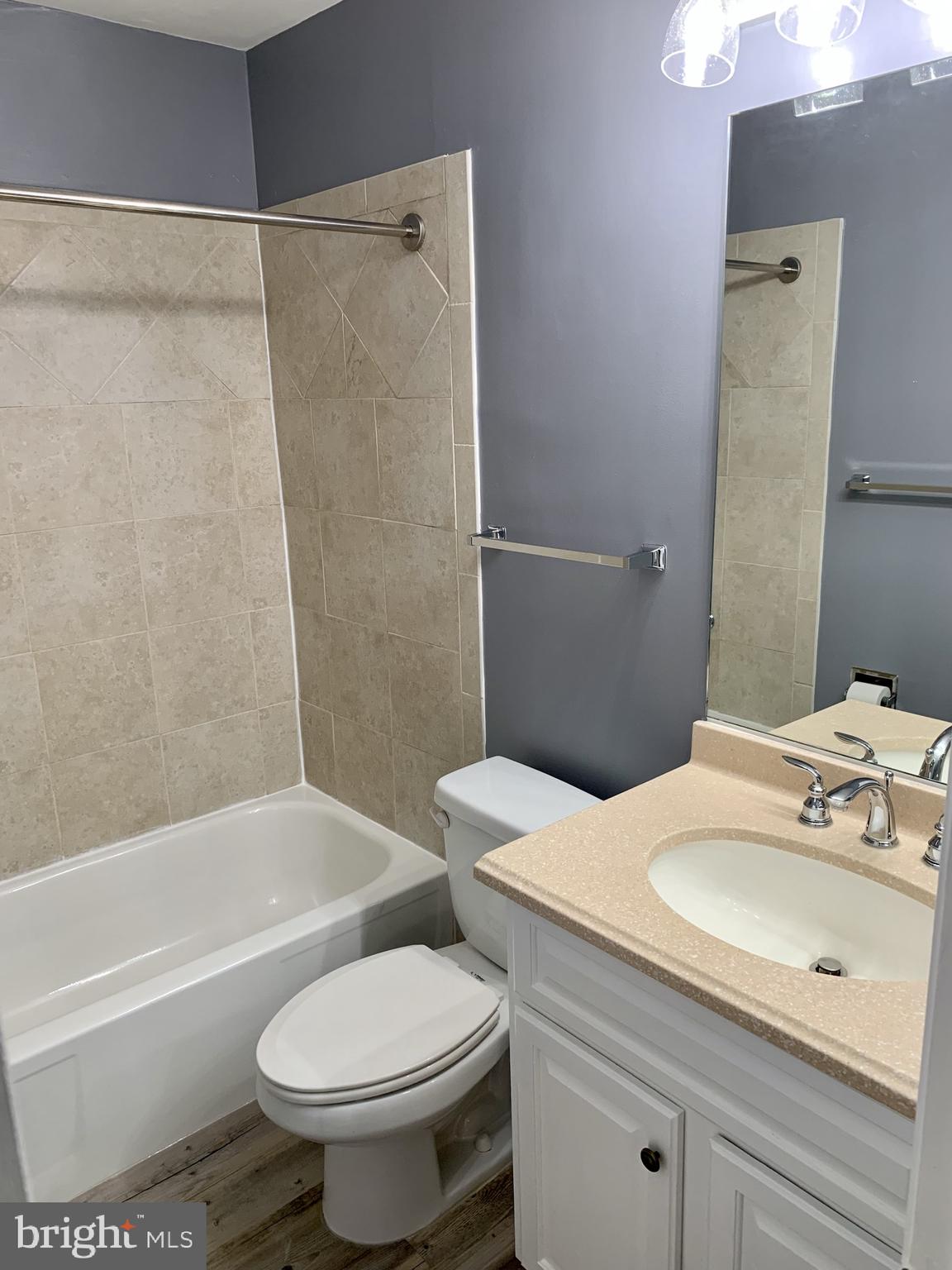 1667 Ridgely Court, Unit 178 Crofton, MD 21114 - Photo 20 of 33 Updated 2nd Floor Full Bath