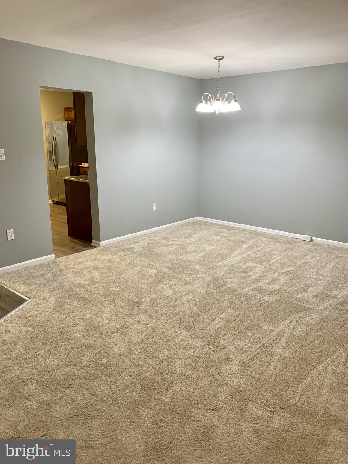 1667 Ridgely Court, Unit 178 Crofton, MD 21114 - Photo 9 of 33 Dining Area