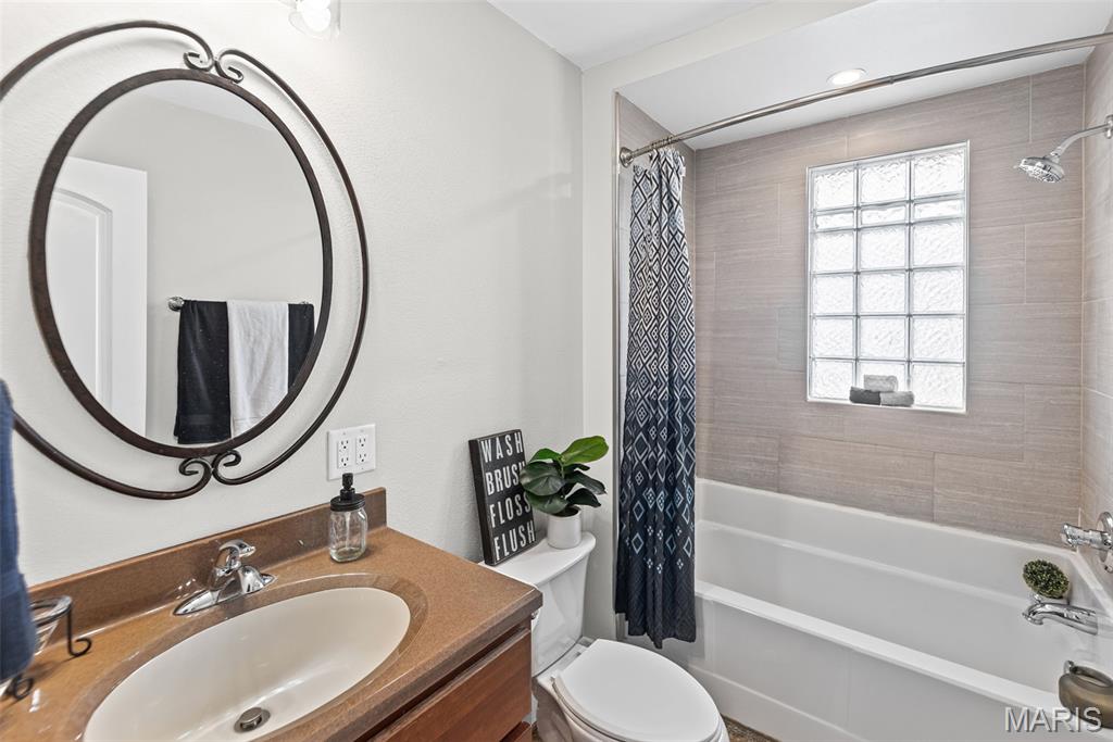 418 South Main Street O'Fallon, IL 62269 - Photo 20 of 33