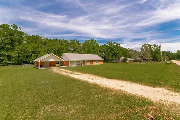 $195,000 | 301 Welch Drive, Bogalusa, LA 70427