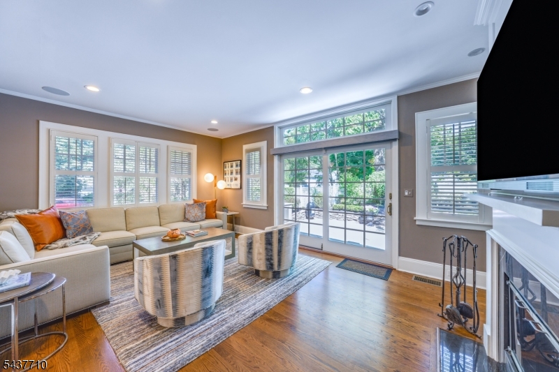 416 Walton Road Maplewood, NJ 07040 - Photo 17 of 49