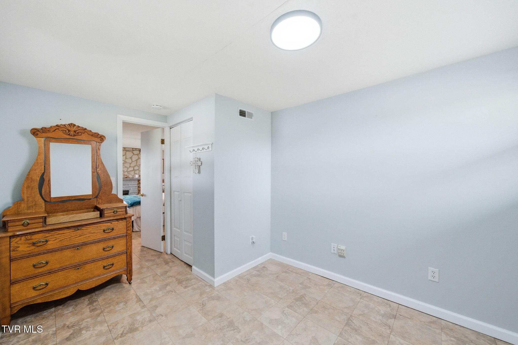 411 Gammon Road Kingsport, TN 37663 - Photo 26 of 39 6-web-or-mls-411 Gammon Rd-14