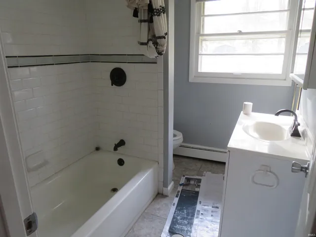 $159,900 | 311 Sherwood Forest Drive, Galveston, IN 46932