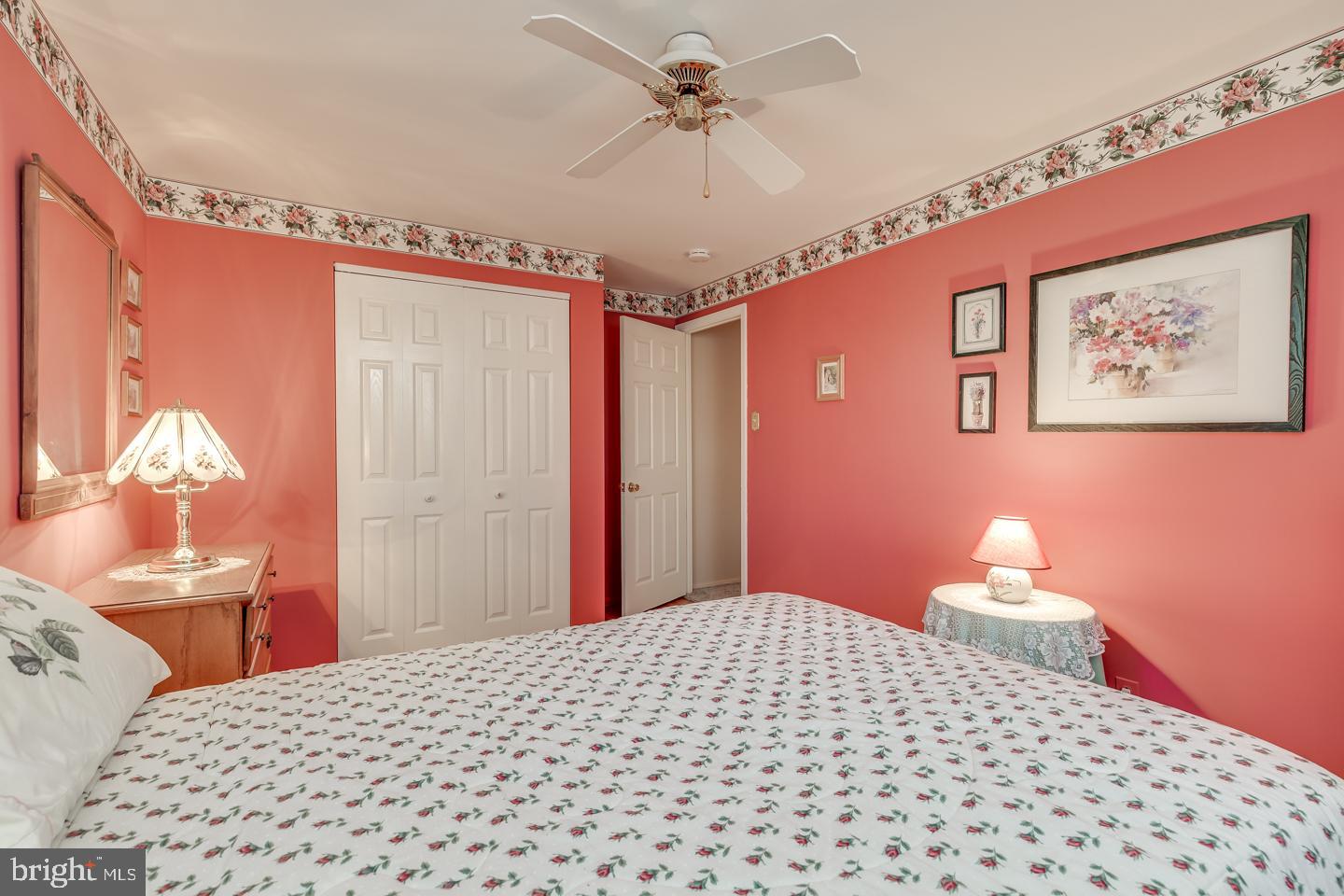 18 Locust Grove Road Cherry Hill, NJ 08003 - Photo 29 of 38 Ceiling fan