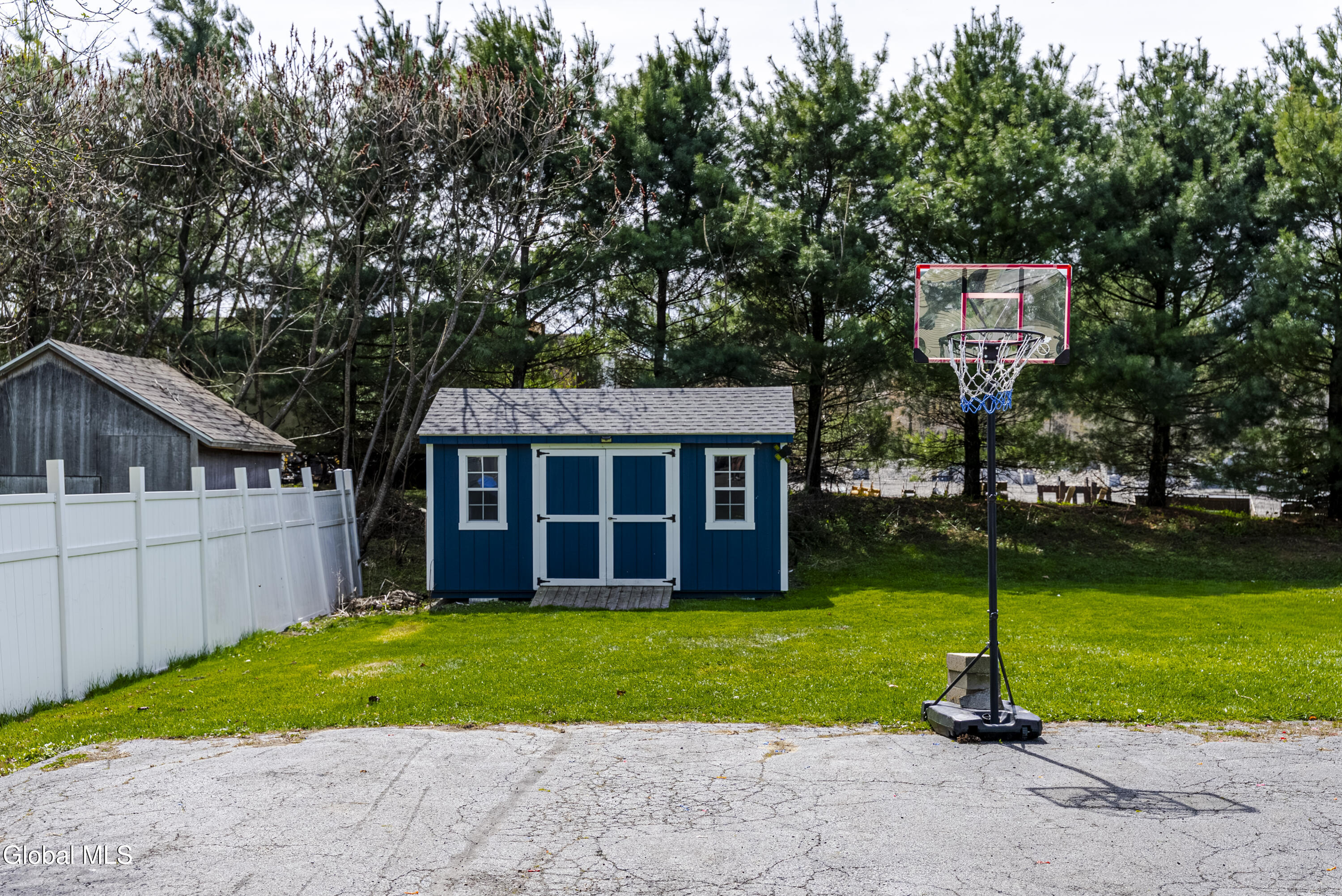 542 Hudson River Road Halfmoon, NY 12188 - Photo 47 of 51 542 Hudson River-4