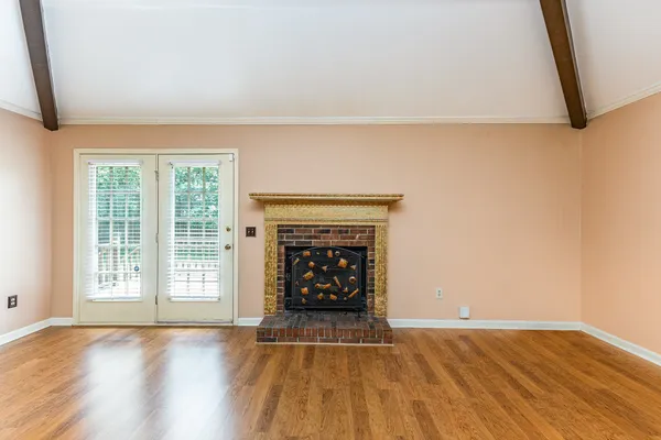 $375,000 | 408 Shawnee Drive, Columbia, TN 38401