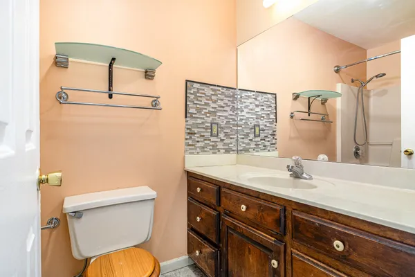 $375,000 | 408 Shawnee Drive, Columbia, TN 38401