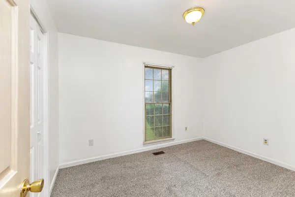 $375,000 | 408 Shawnee Drive, Columbia, TN 38401