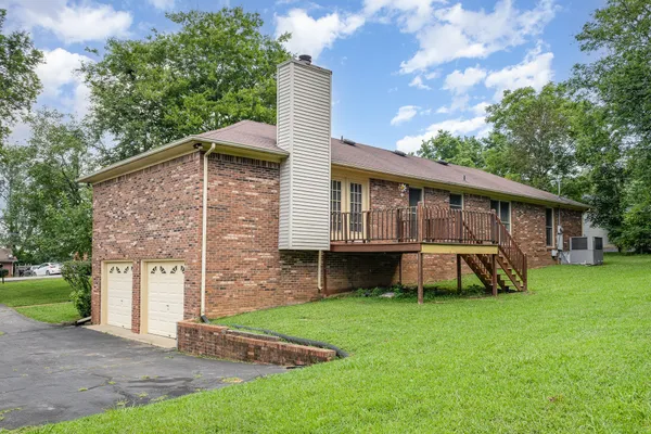 $375,000 | 408 Shawnee Drive, Columbia, TN 38401