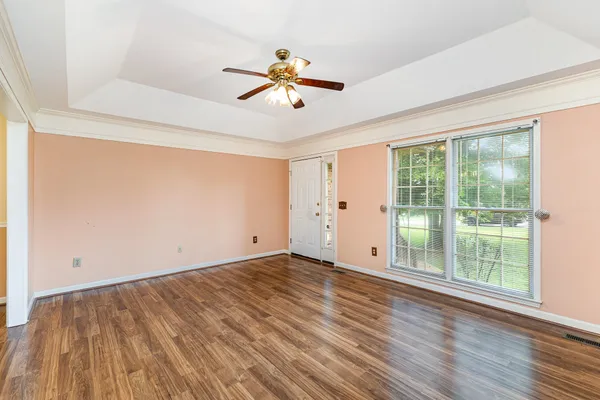 $375,000 | 408 Shawnee Drive, Columbia, TN 38401