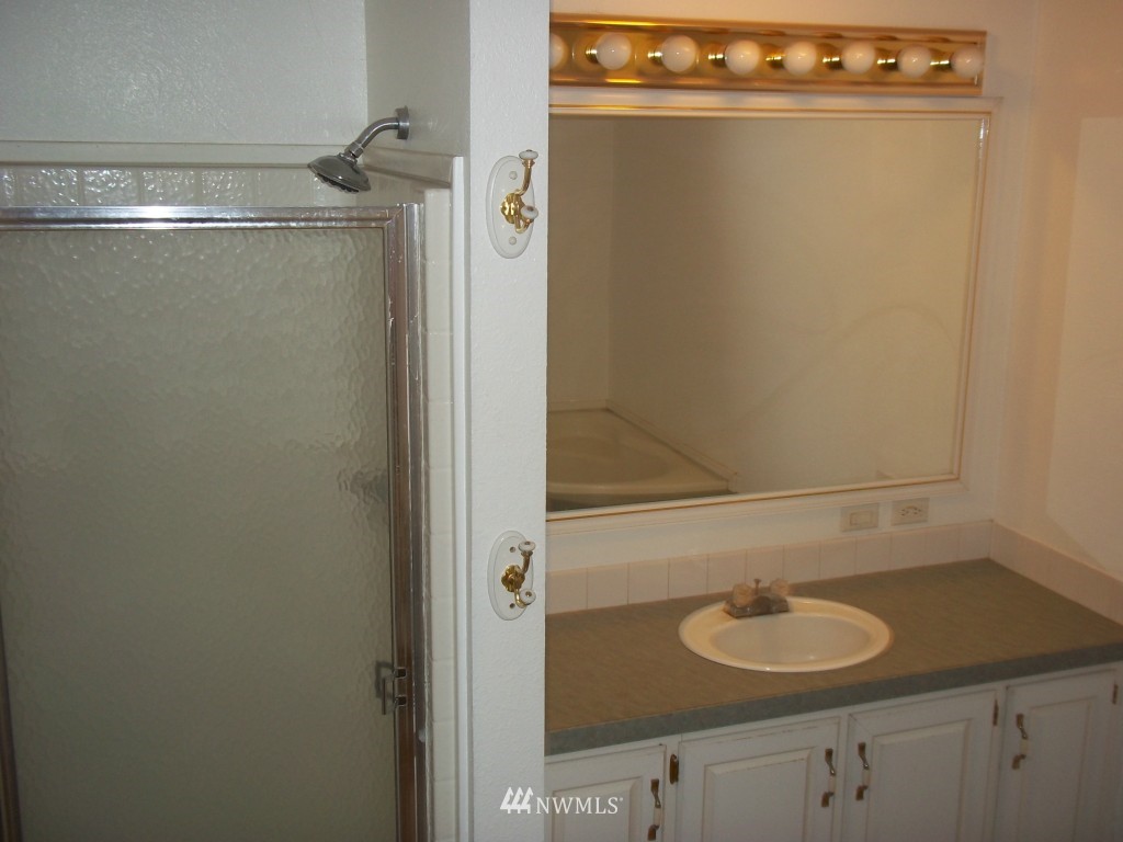 276 Hall Road Silverlake, WA 98645 - Photo 11 of 20 Gallery Image 11
