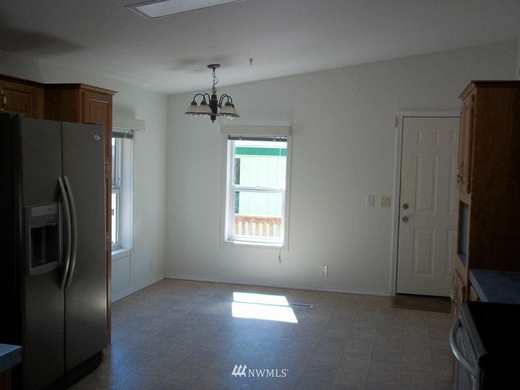 276 Hall Road Silverlake, WA 98645 - Photo 8 of 20 Gallery Image 8