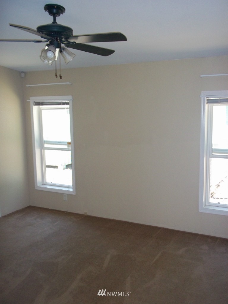 276 Hall Road Silverlake, WA 98645 - Photo 9 of 20 Gallery Image 9