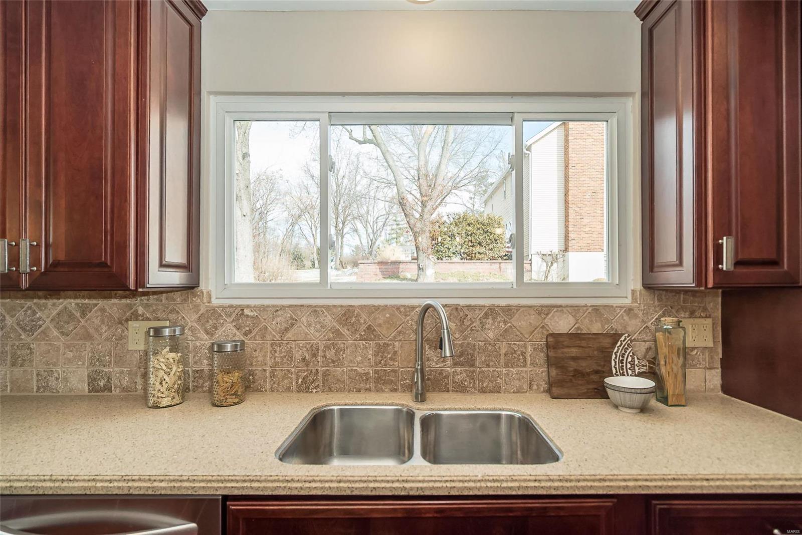 14741 Mill Spring Drive Chesterfield, MO 63017 - Photo 16 of 31