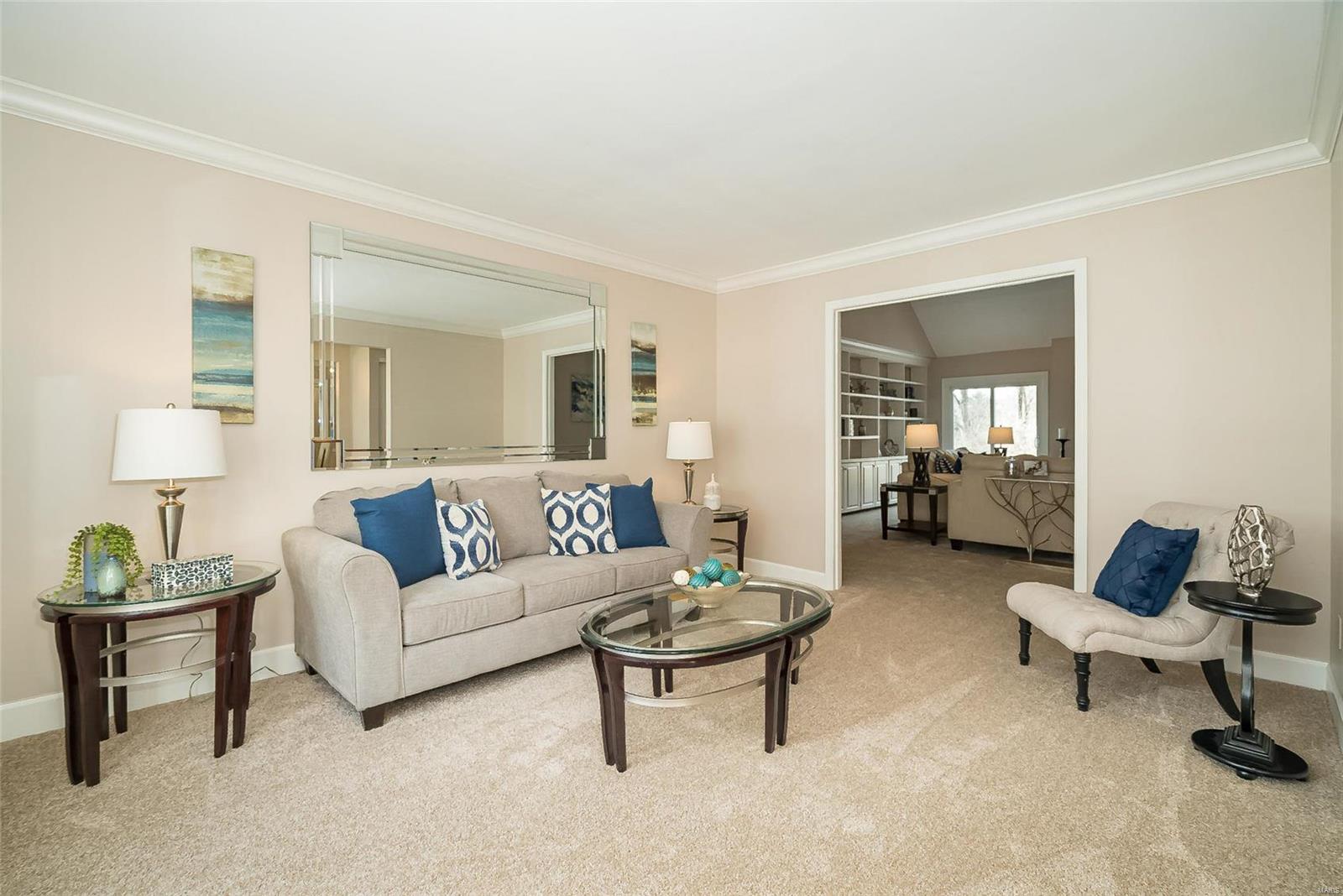 14741 Mill Spring Drive Chesterfield, MO 63017 - Photo 4 of 31