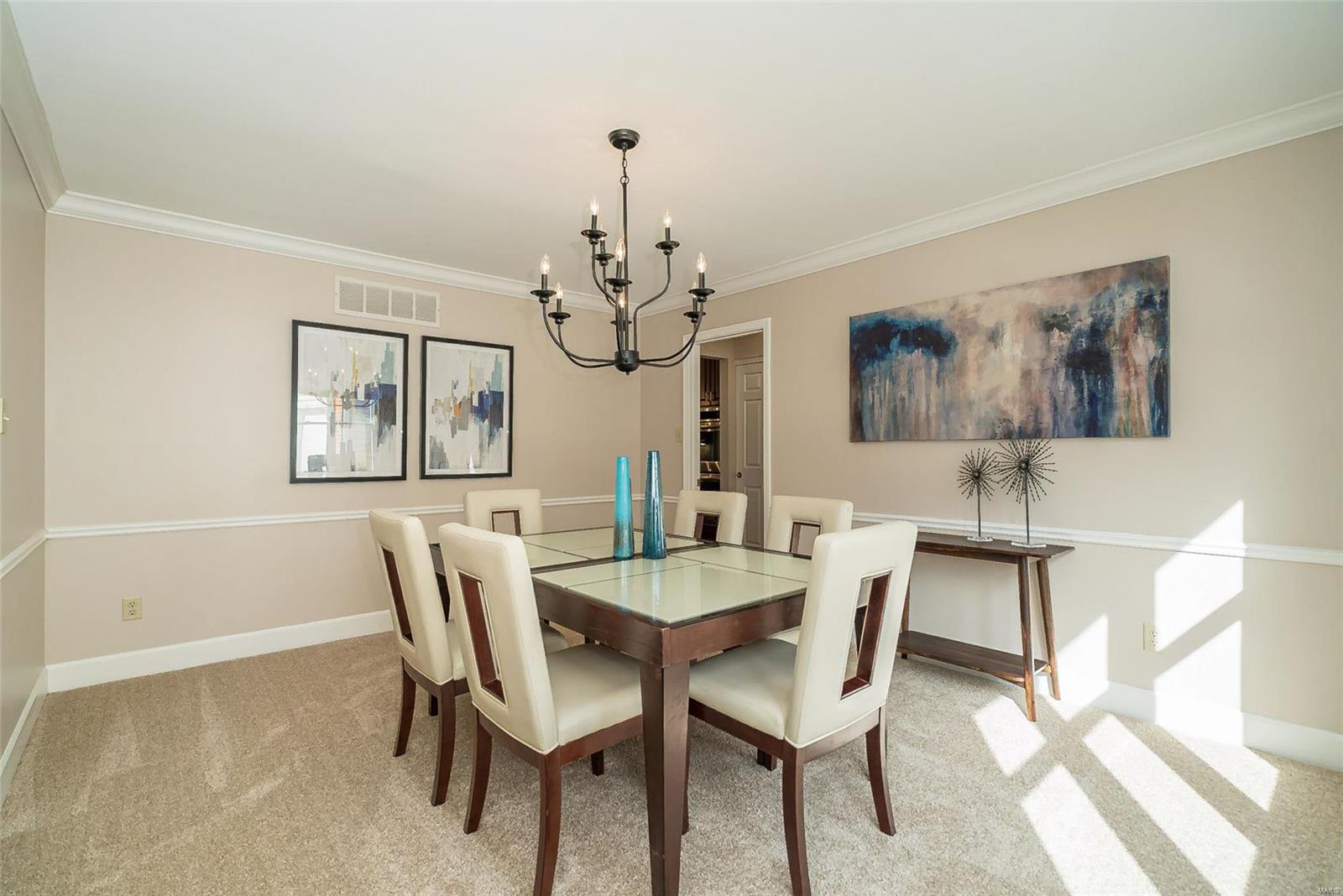 14741 Mill Spring Drive Chesterfield, MO 63017 - Photo 7 of 31