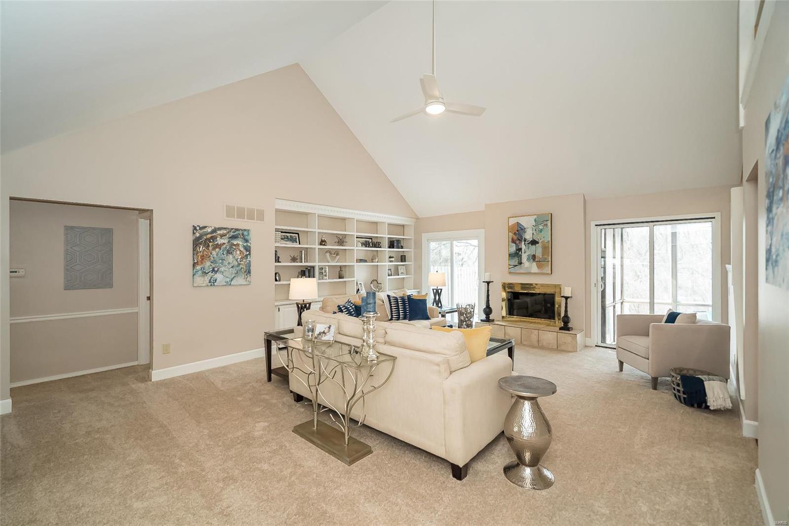 14741 Mill Spring Drive Chesterfield, MO 63017 - Photo 9 of 31