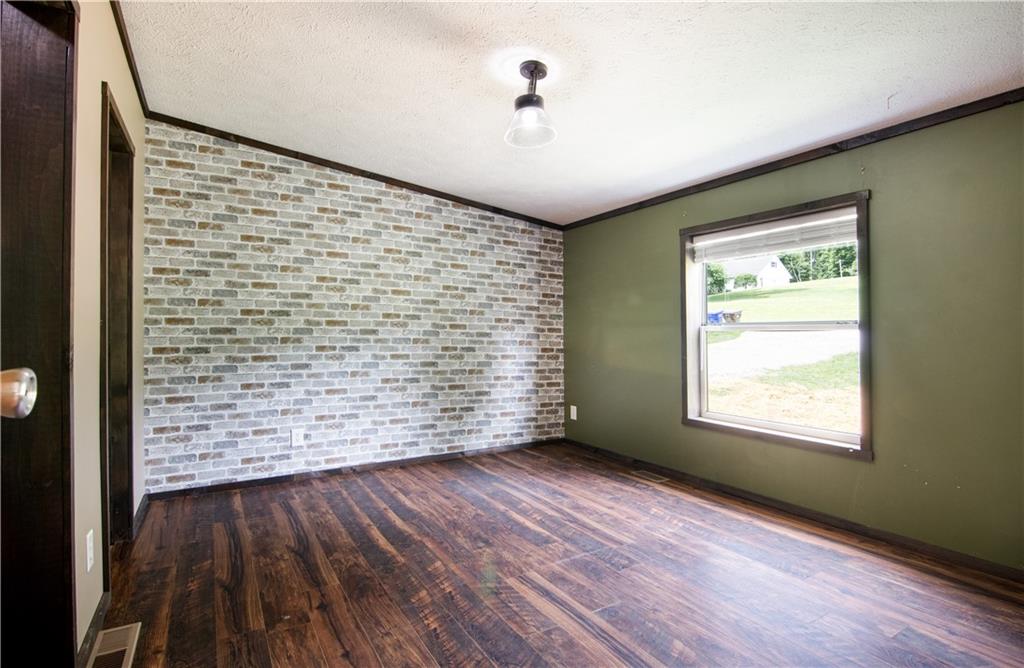 158 Stein Road Chicora, PA 16025 - Photo 10 of 21 Gallery Image 10