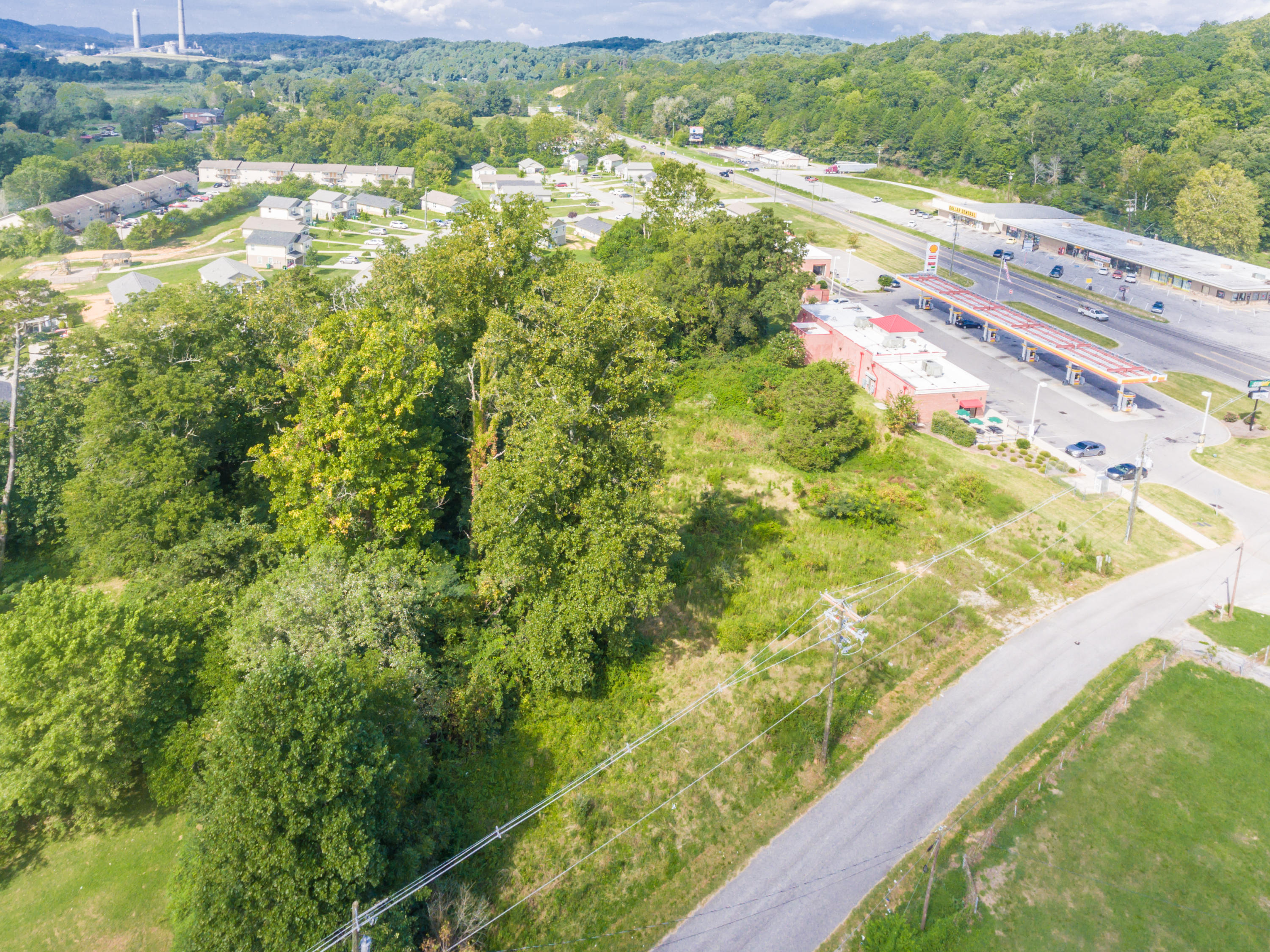 110 South Dogwood Road Powell, TN 37849 - Photo 3 of 6 110SDogwoodRd-4