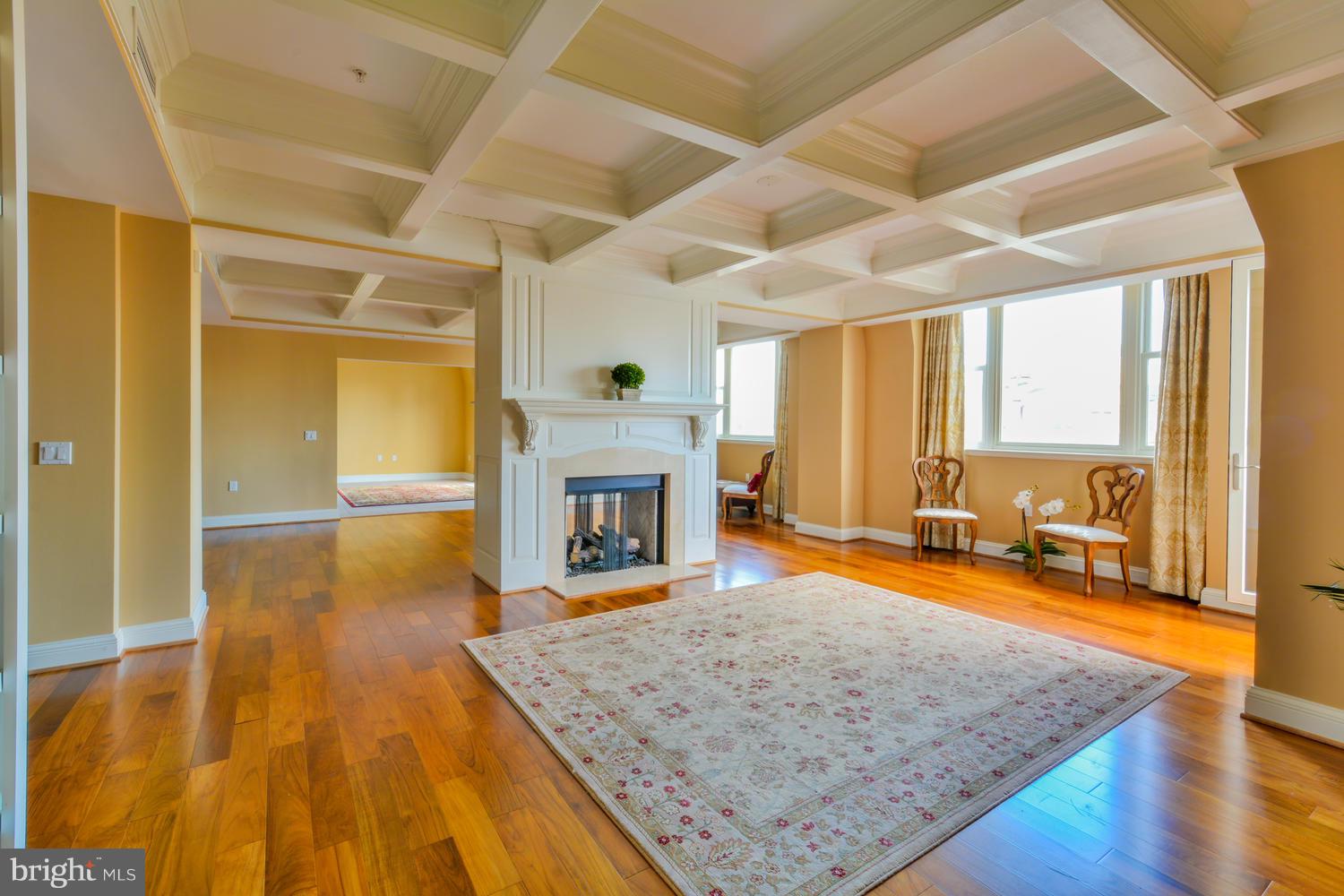 801 Key Highway, Unit P51 Baltimore, MD 21230 - Photo 16 of 56