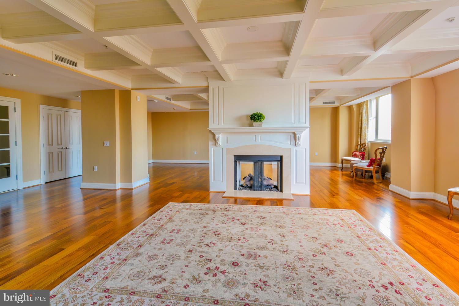 801 Key Highway, Unit P51 Baltimore, MD 21230 - Photo 17 of 56