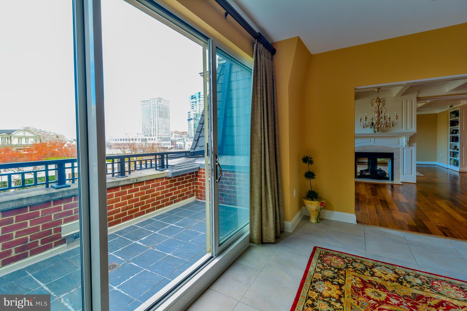 801 Key Highway, Unit P51 Baltimore, MD 21230 - Photo 25 of 56