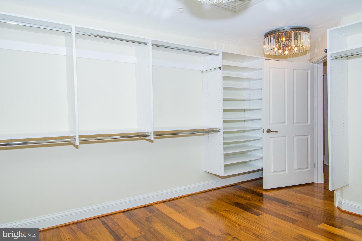 801 Key Highway, Unit P51 Baltimore, MD 21230 - Photo 35 of 56