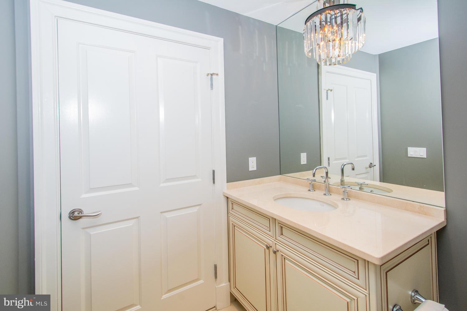 801 Key Highway, Unit P51 Baltimore, MD 21230 - Photo 41 of 56