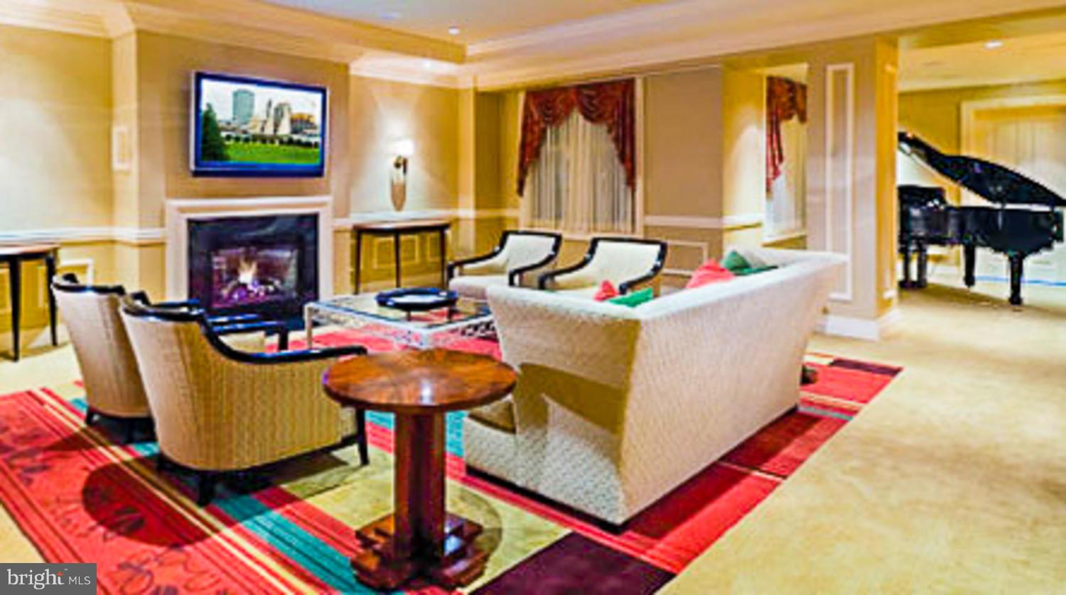 801 Key Highway, Unit P51 Baltimore, MD 21230 - Photo 54 of 56