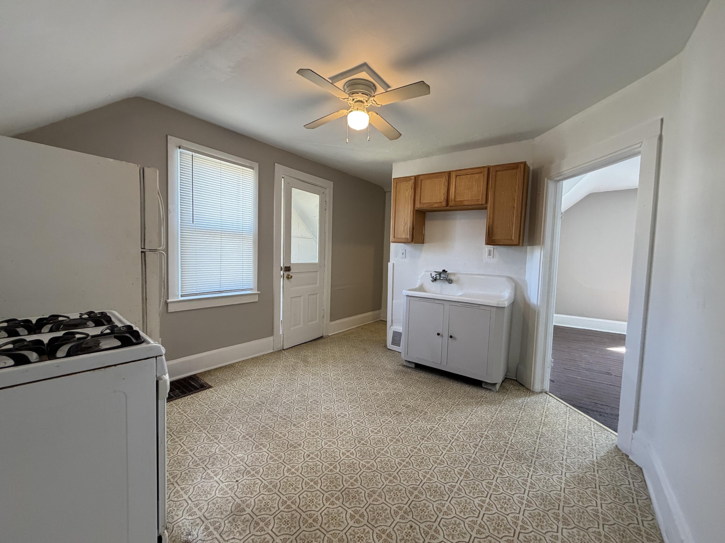 1024 Hagerer Street Racine, WI 53402 - Photo 4 of 17 U2 kitchen