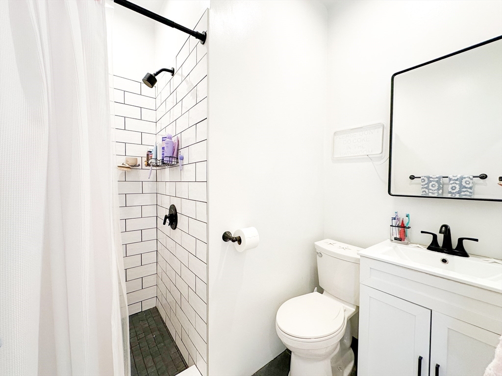 4 Viking Street, Unit 2 Boston, MA 02127 - Photo 8 of 10
