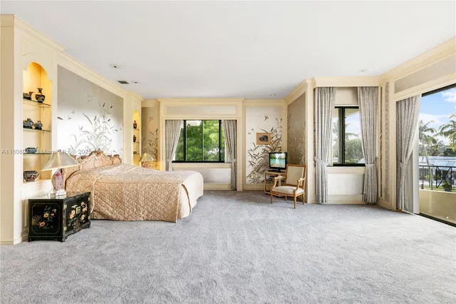 $29,900,000 | 241 Cape Florida Drive, Key Biscayne, FL 33149