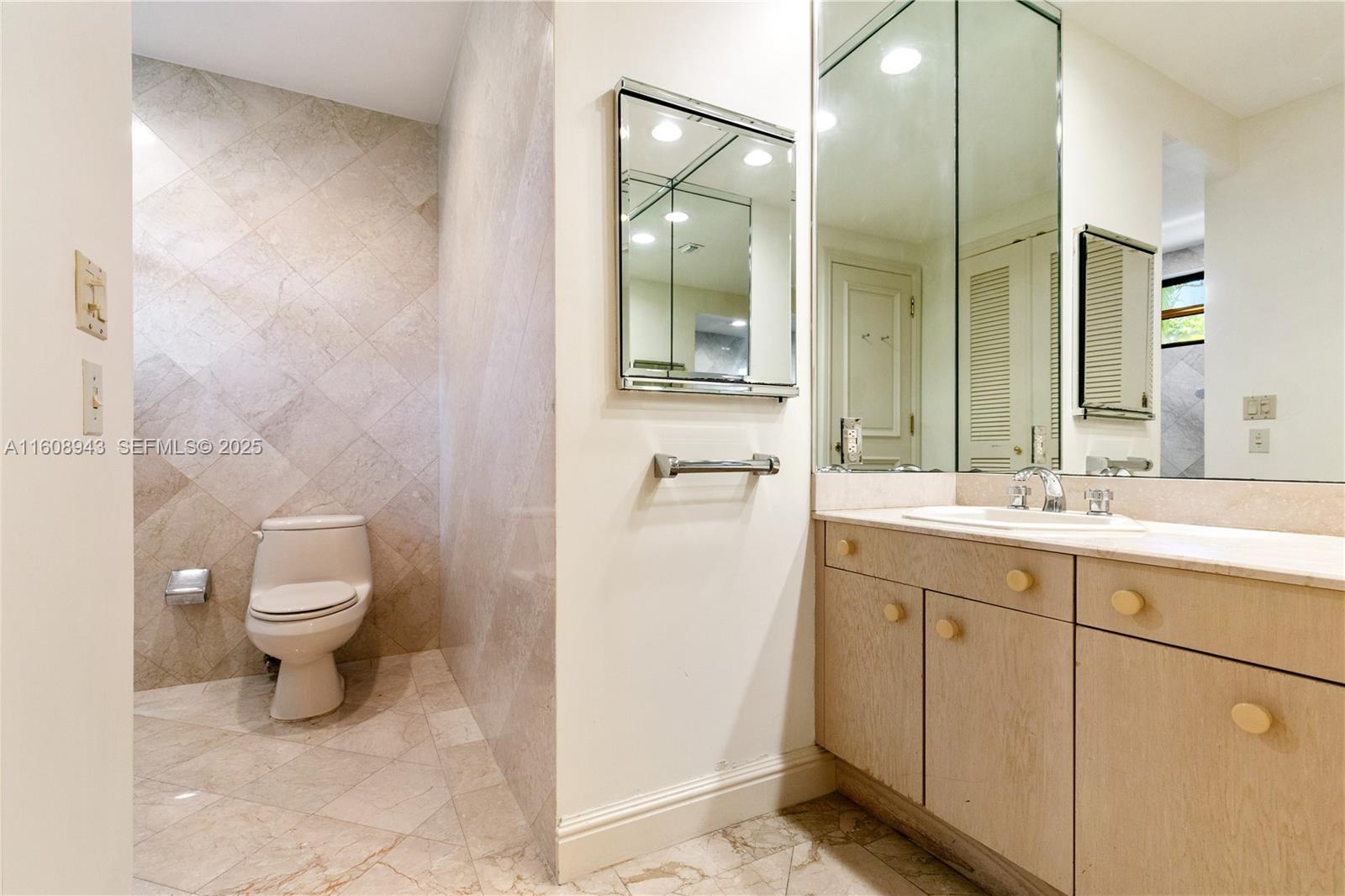 241 Cape Florida Drive Key Biscayne, FL 33149 - Photo 72 of 100