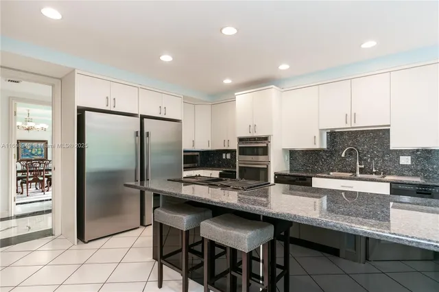 $29,900,000 | 241 Cape Florida Drive, Key Biscayne, FL 33149