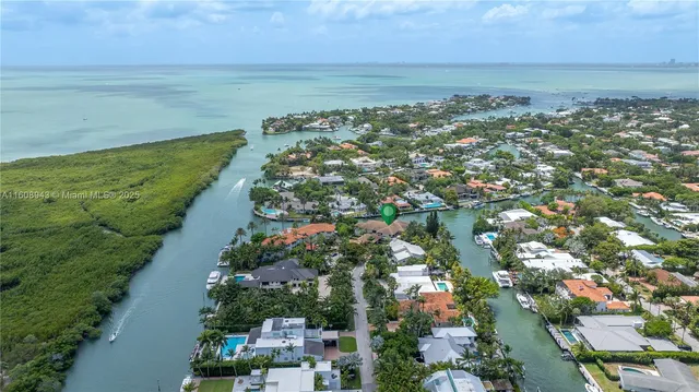 $29,900,000 | 241 Cape Florida Drive, Key Biscayne, FL 33149