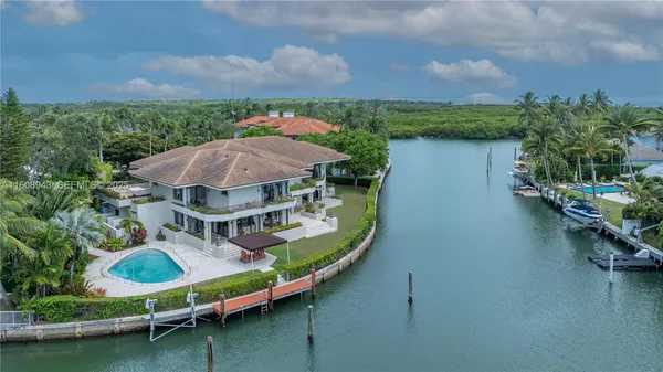 $29,900,000 | 241 Cape Florida Drive, Key Biscayne, FL 33149