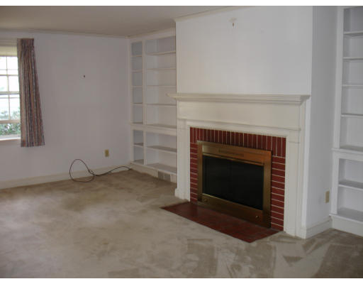 72 Anawan Road North Attleboro, MA 02760 - Photo 2 of 17 Gallery Image 2