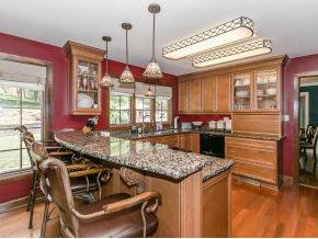 312 Hidden Valley Road Kingsport, TN 37663 - Photo 5 of 24 Remodeled custom Kitchen
