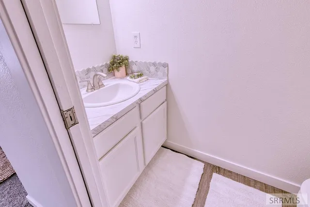 $260,000 | 3532 Greenfield Drive, Ammon, ID 83406