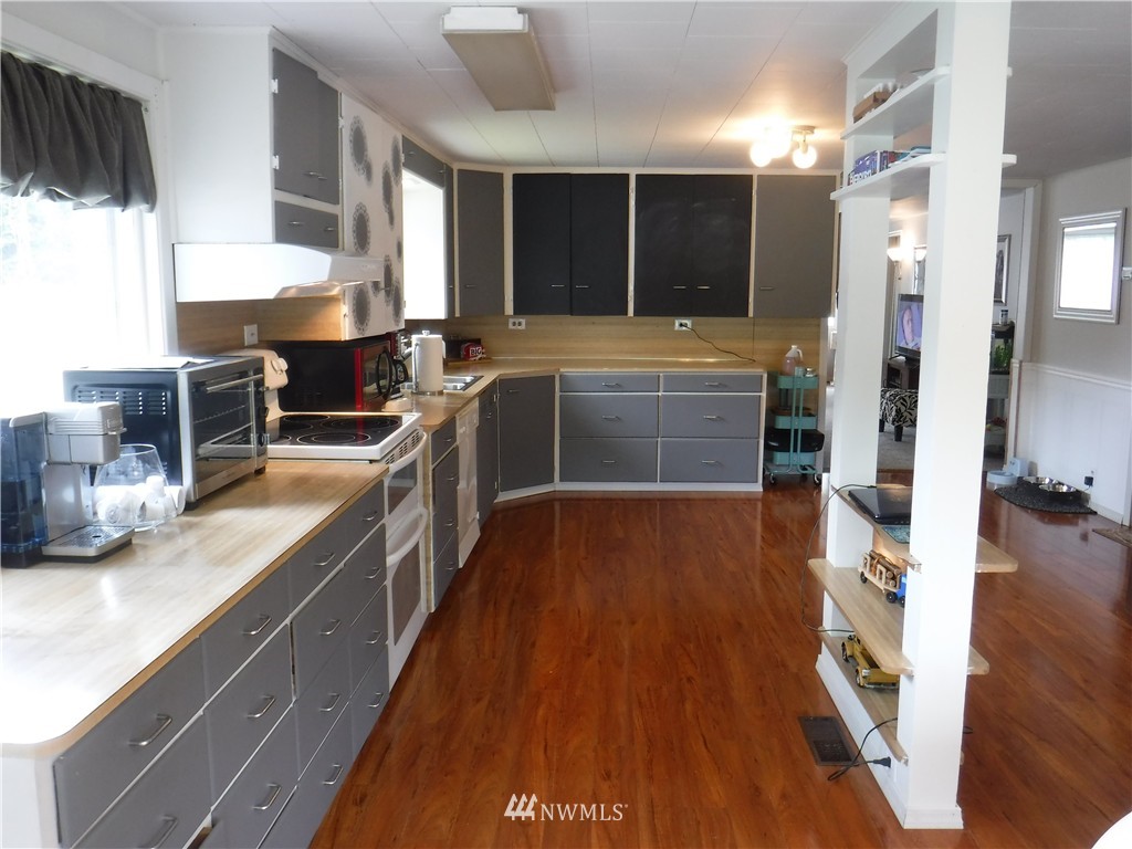 1702 Ocean Beach Road Copalis Crossing, WA 98536 - Photo 5 of 13 Gallery Image 5