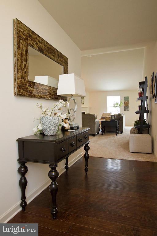 702 Hamaker Road Manheim, PA 17545 - Photo 4 of 44