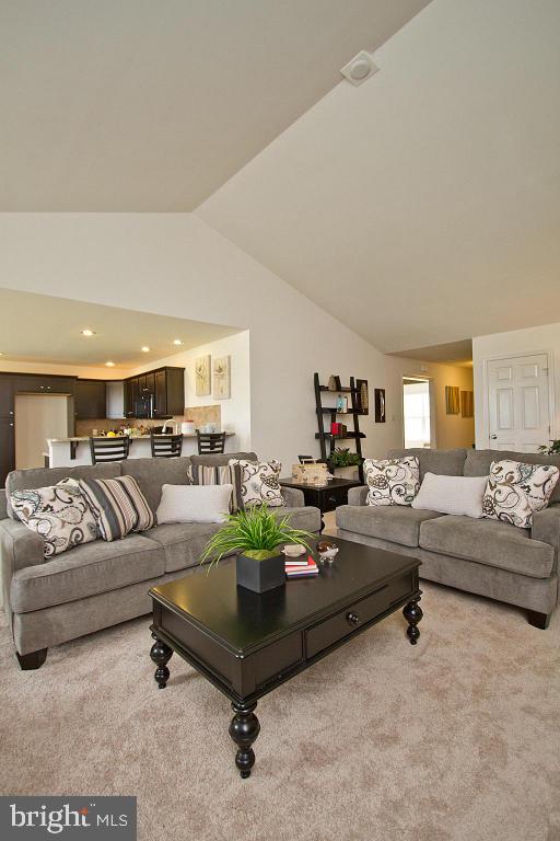 702 Hamaker Road Manheim, PA 17545 - Photo 5 of 44