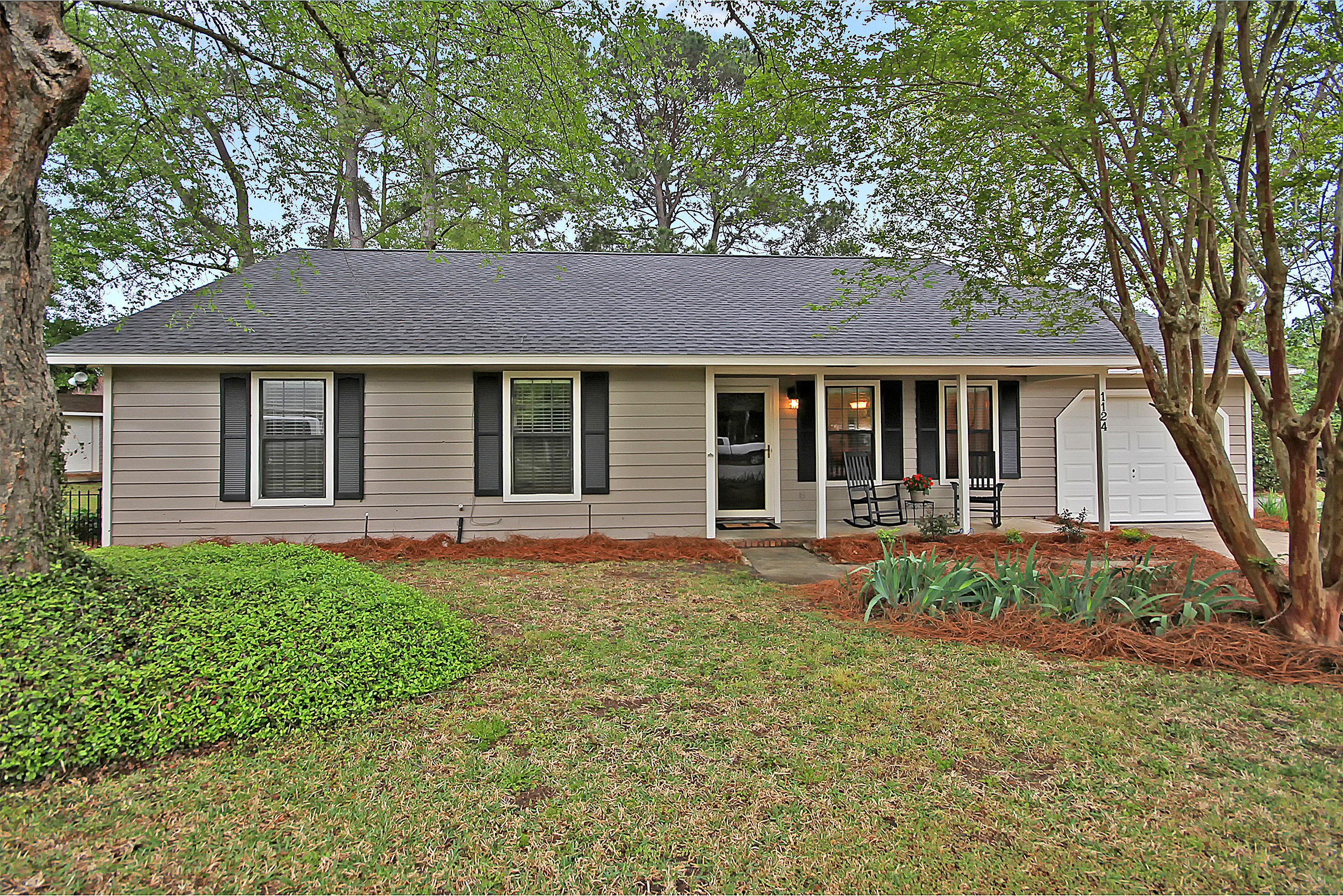 1124 Two Rivers Court Mount Pleasant, SC 29464 - Photo 21 of 35 IMG_9073 copy