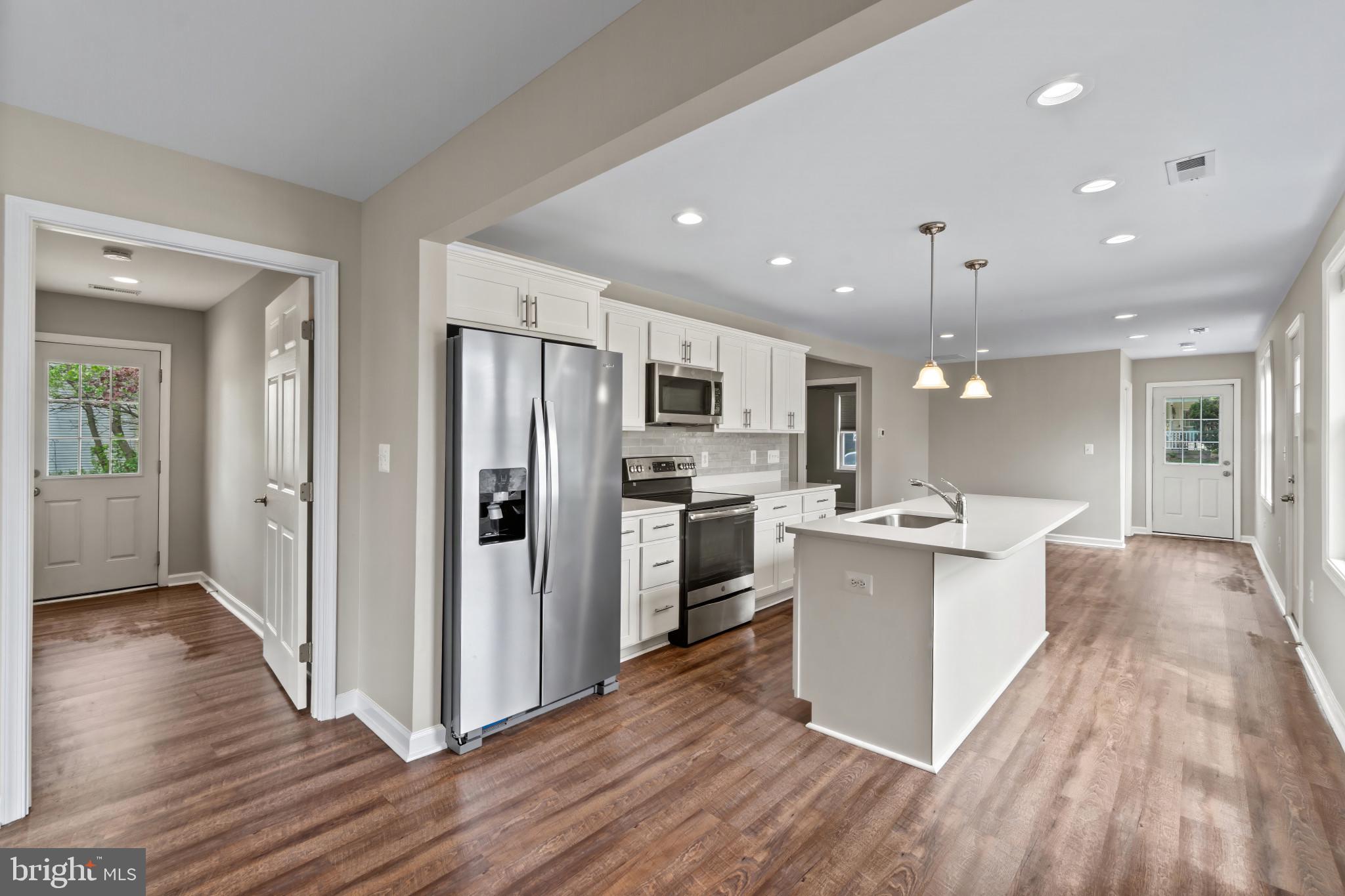 14 Montrose Road Pasadena, MD 21122 - Photo 8 of 19 Gallery Image 8