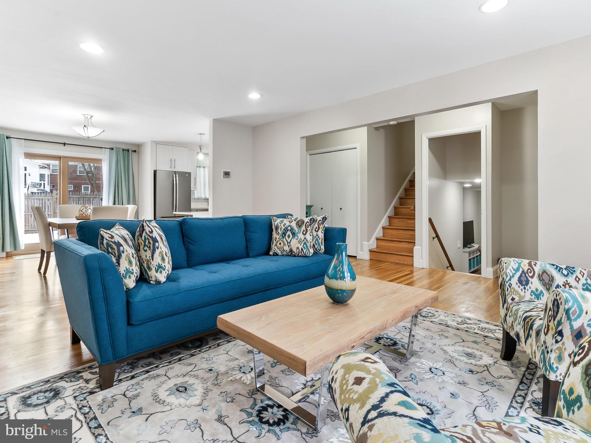 13215 Bluhill Road Silver Spring, MD 20906 - Photo 18 of 40 Living Room