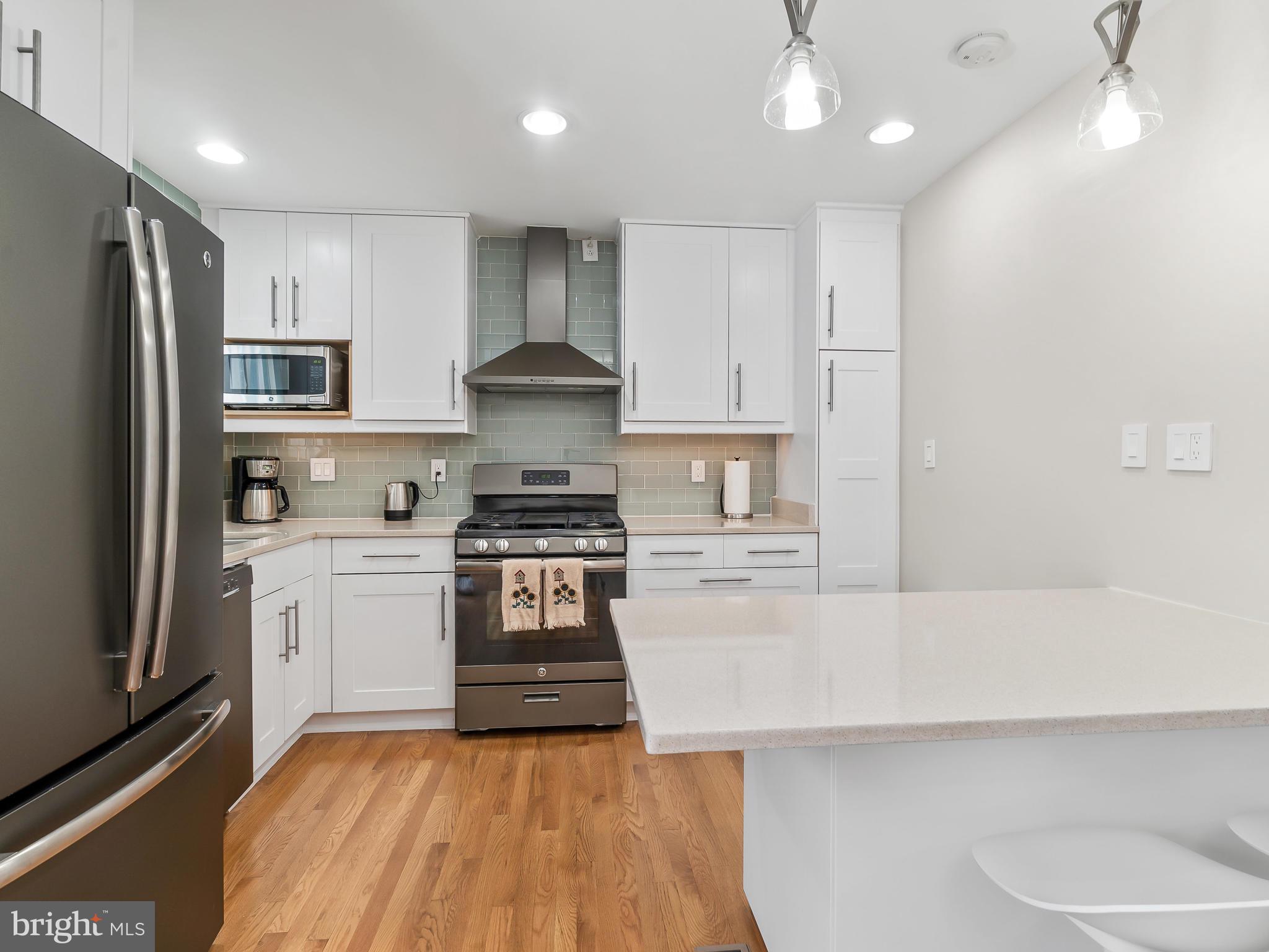 13215 Bluhill Road Silver Spring, MD 20906 - Photo 9 of 40 Kitchen