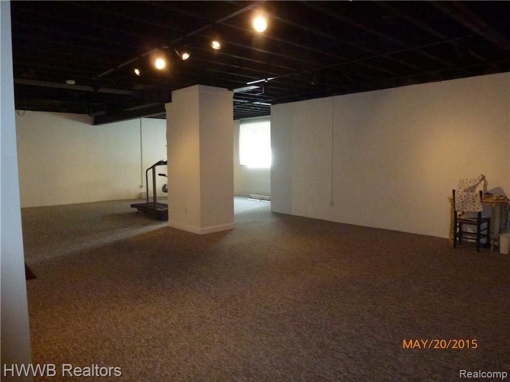 3561 Windingbrook Circle, Unit 93 Rochester Hills, MI 48309 - Photo 18 of 22