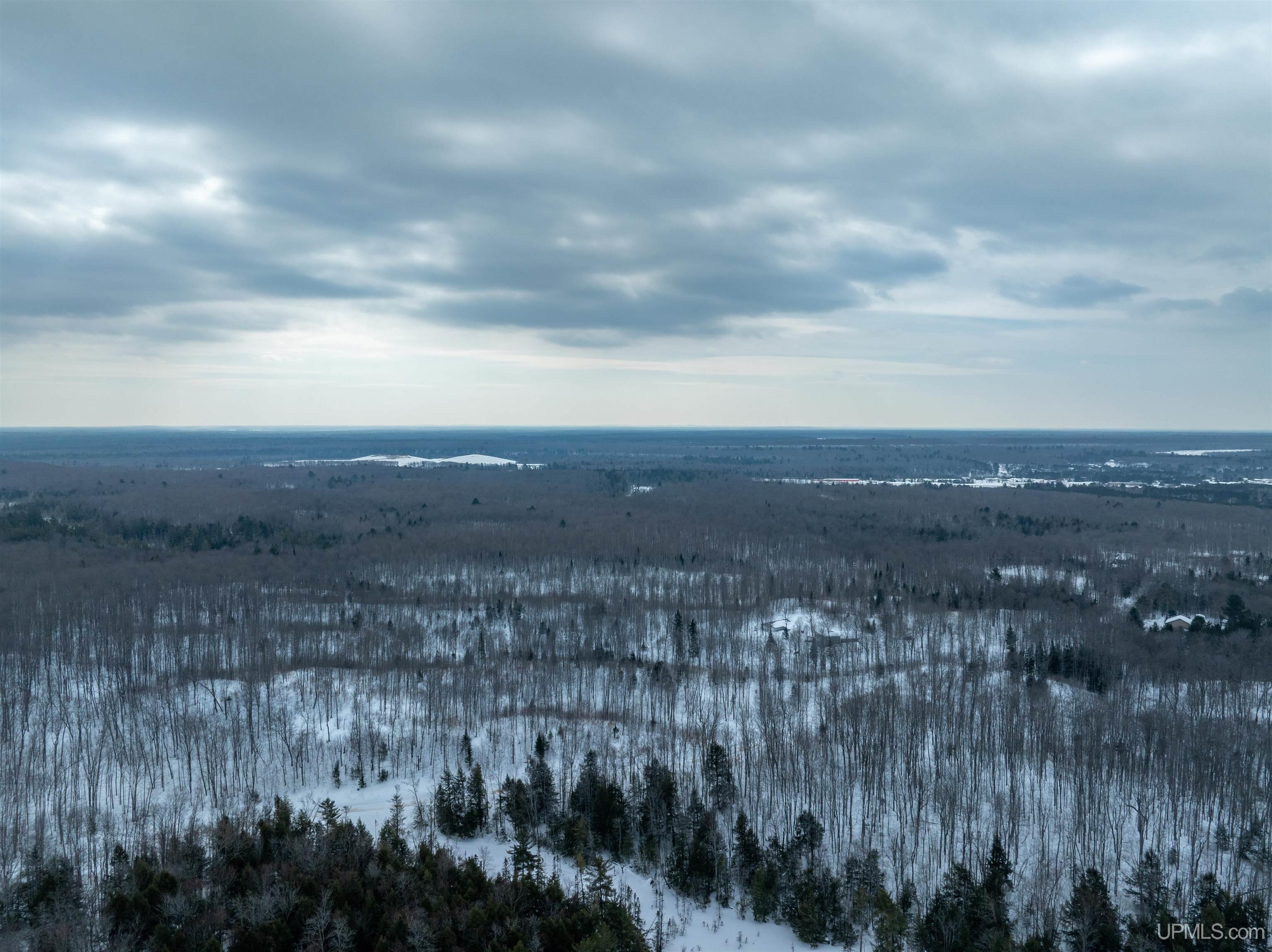E9915 Old Indiantown Road Munising, MI 49862 - Photo 69 of 84 Gallery Image 69