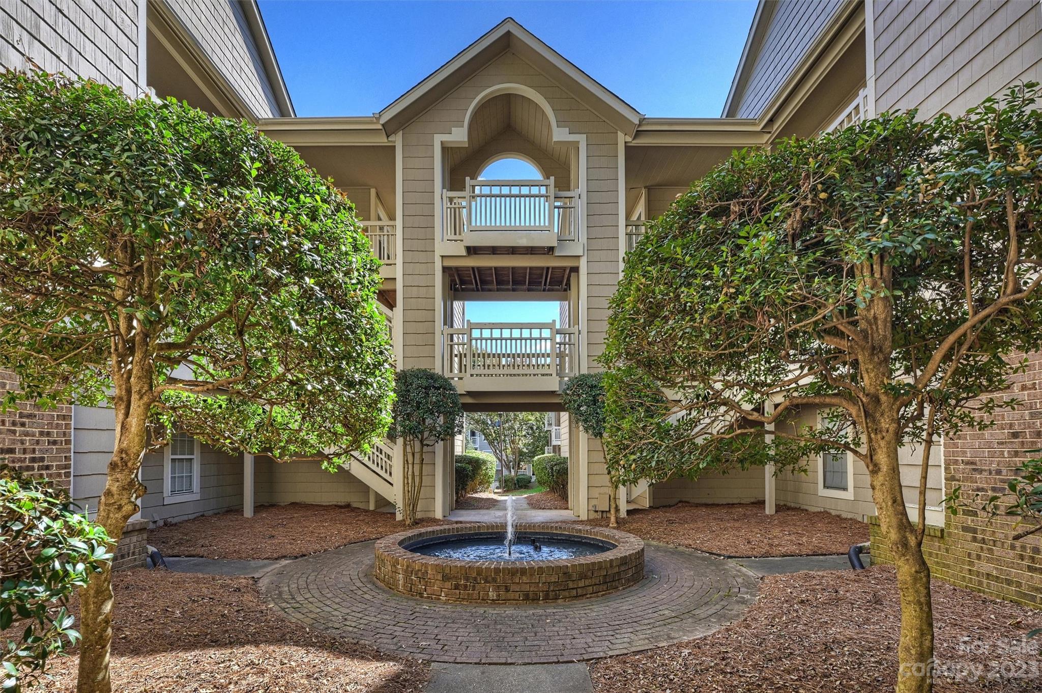 5007 Sharon Road, Unit Q Charlotte, NC 28210 - Photo 1 of 48 Gallery Image 1